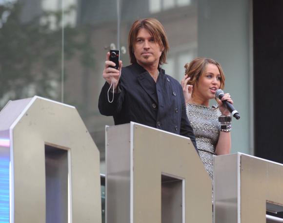 Hannah-Montana-premiere_1.jpg