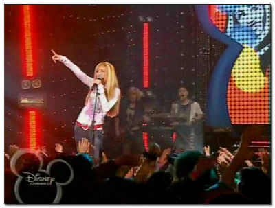 Hannah Montana - Live In London.png